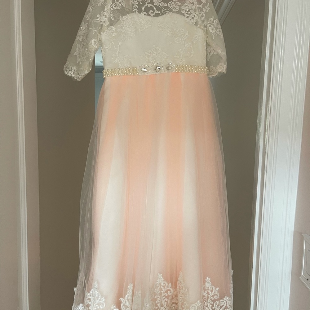 Flower girl dress. New never worn.